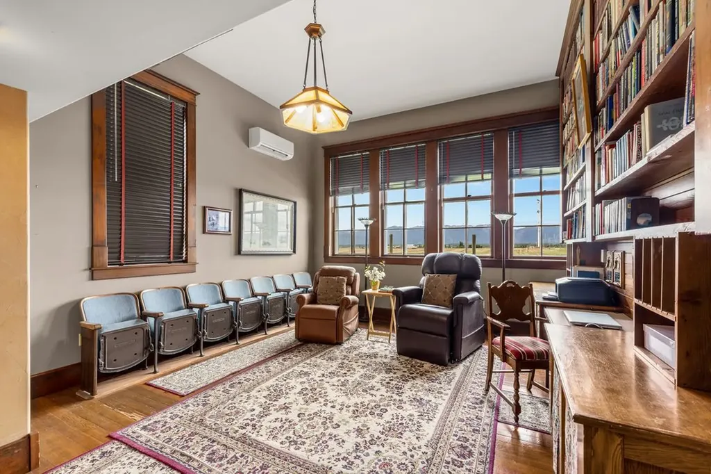 2405 Lower Valley Road Kalispell MT 59901