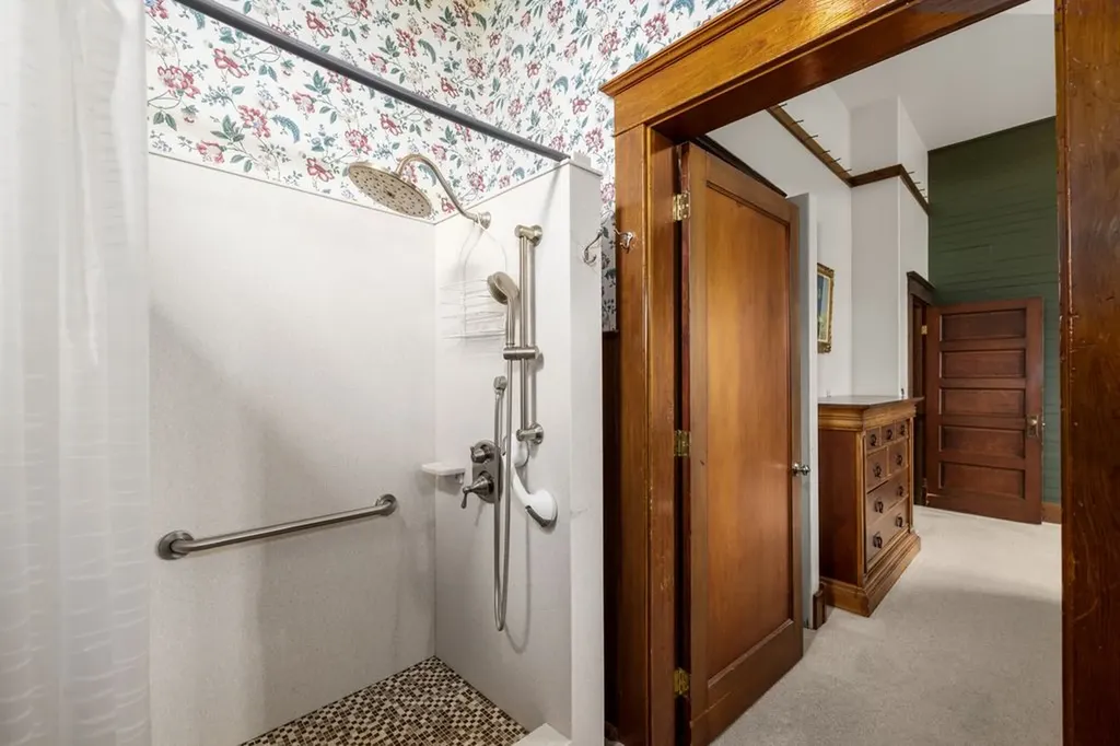 2405 Lower Valley Road Kalispell MT 59901
