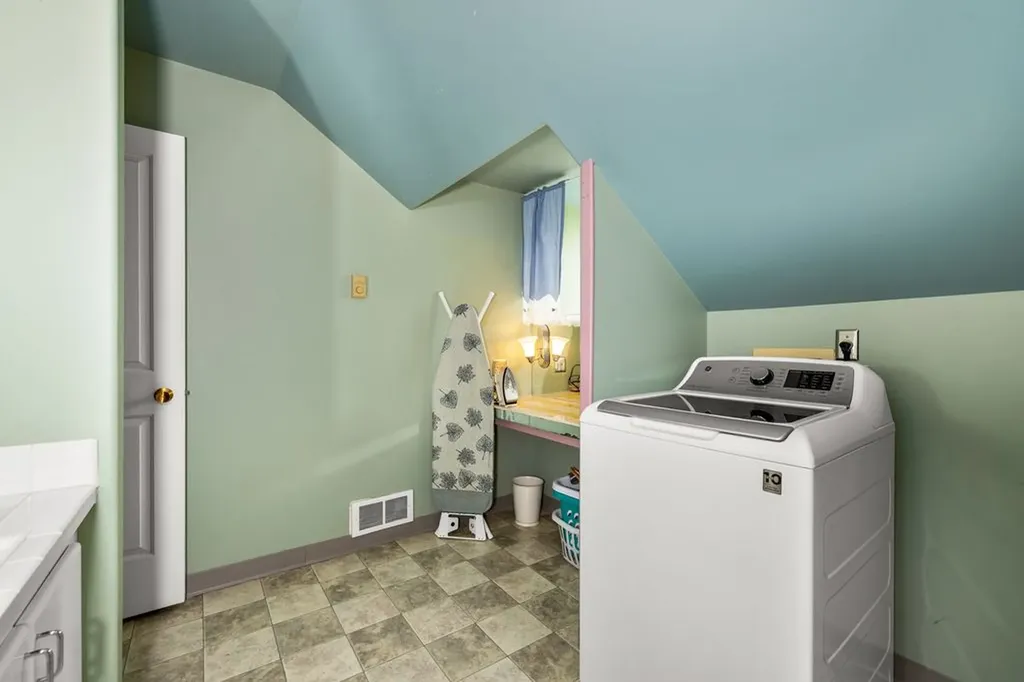 2405 Lower Valley Road Kalispell MT 59901