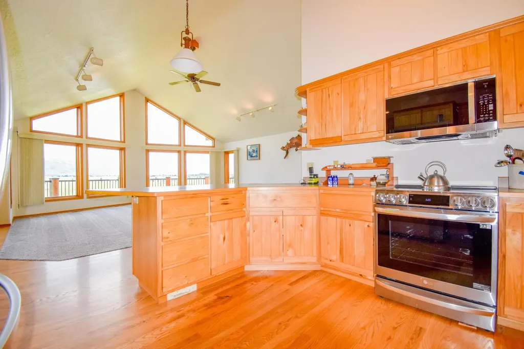 38614 Round Butte Road Ronan MT 59864