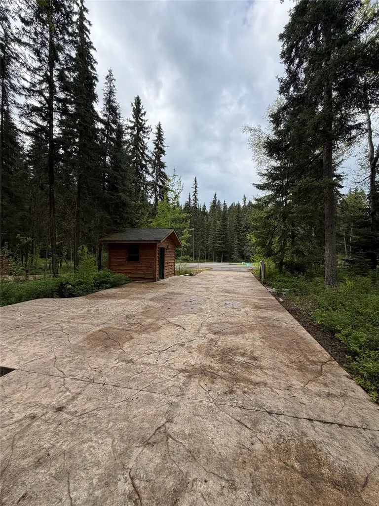 32647 Pine Meadow Drive Bigfork MT 59911