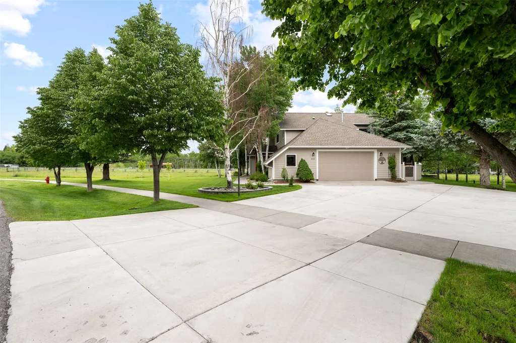 4333 E Graf Street Bozeman MT 59715