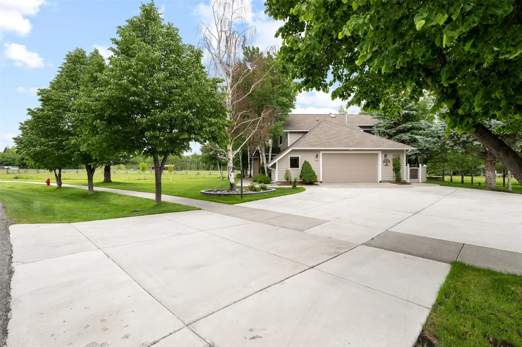4333 E Graf Street Bozeman MT 59715