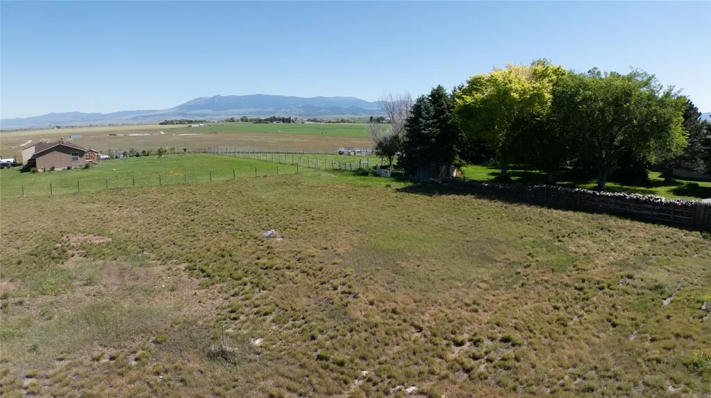 77 Fritsche Lane Townsend MT 59644