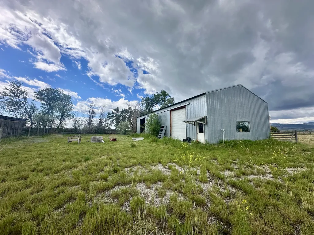 77 Fritsche Lane Townsend MT 59644