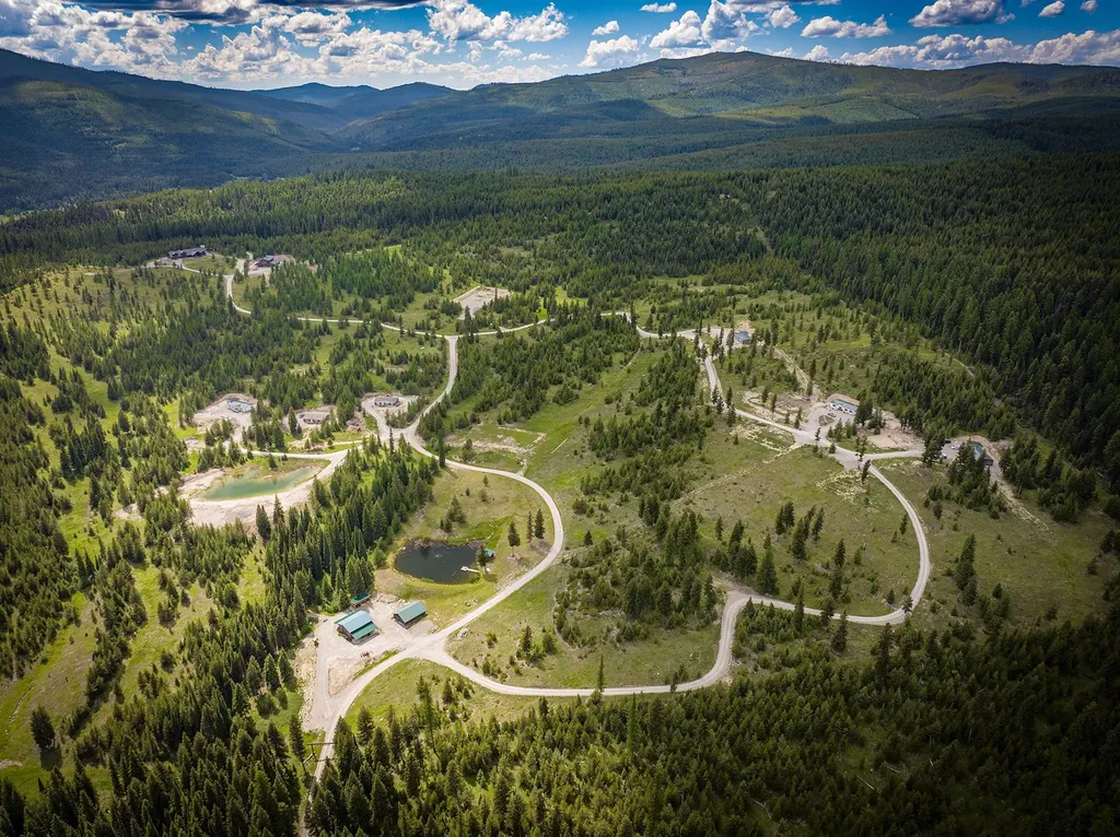 4475 & 4505 Star Meadows Road Whitefish MT 59937
