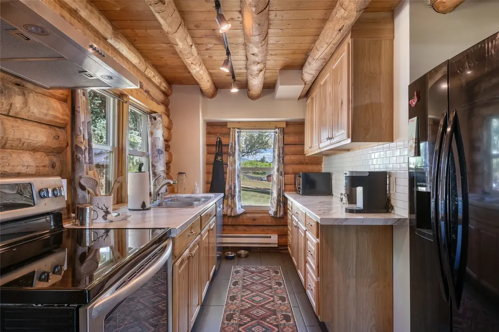 385 Sheafman Creek Road Victor MT 59875