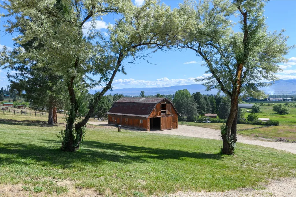 385 Sheafman Creek Road Victor MT 59875