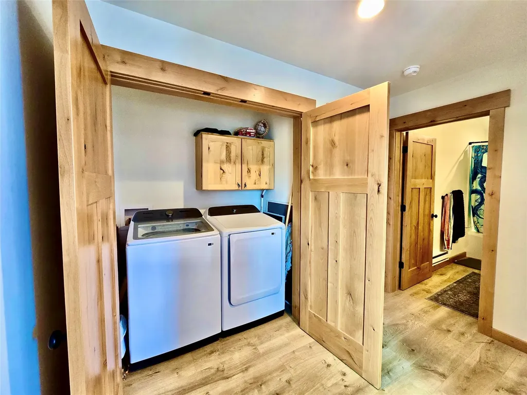 5 Horse Pasture Lane Ennis MT 59729