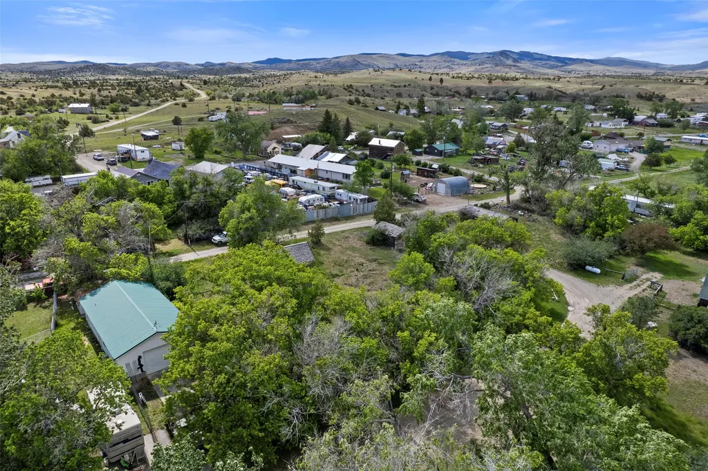 Tbd Block 10 Lots 6-10 Johnson Street Radersburg MT 59641