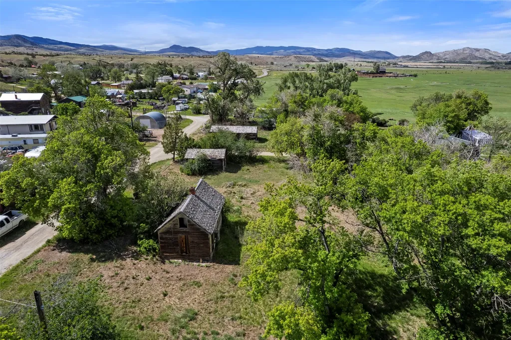 Tbd Block 10 Lots 6-10 Johnson Street Radersburg MT 59641
