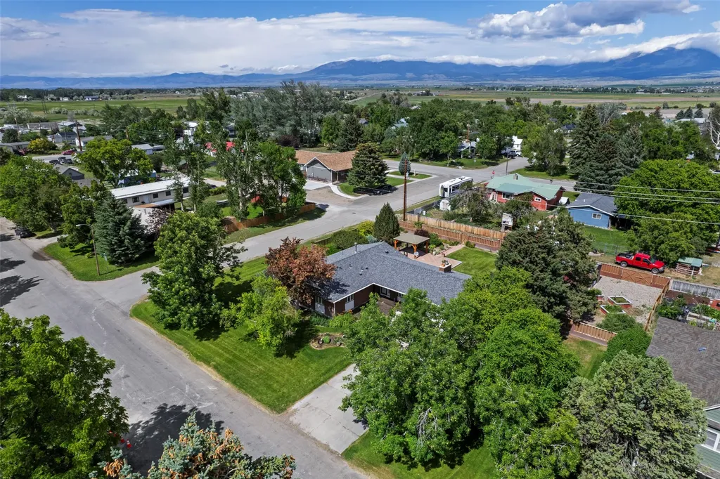 210 N Walnut Street Townsend MT 59644