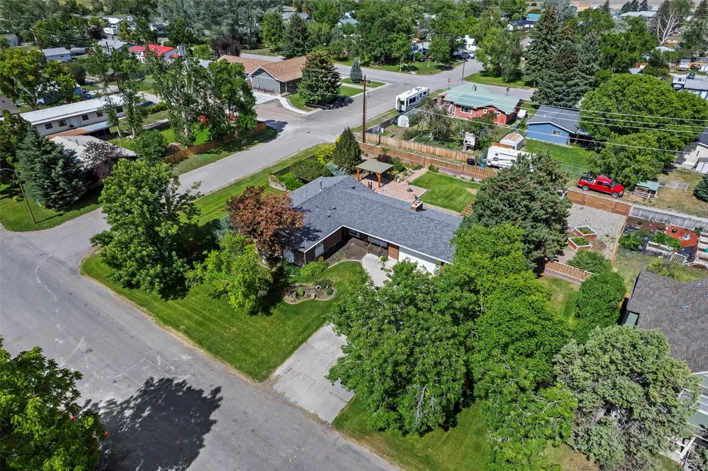 210 N Walnut Street Townsend MT 59644
