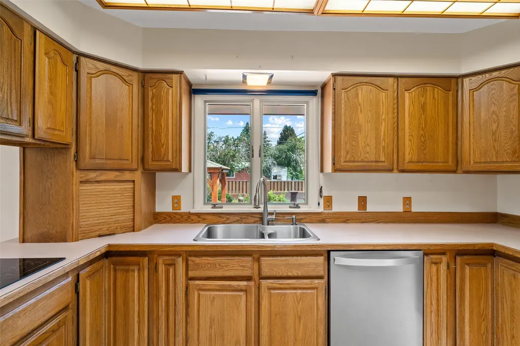 210 N Walnut Street Townsend MT 59644