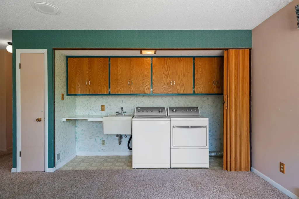 210 N Walnut Street Townsend MT 59644
