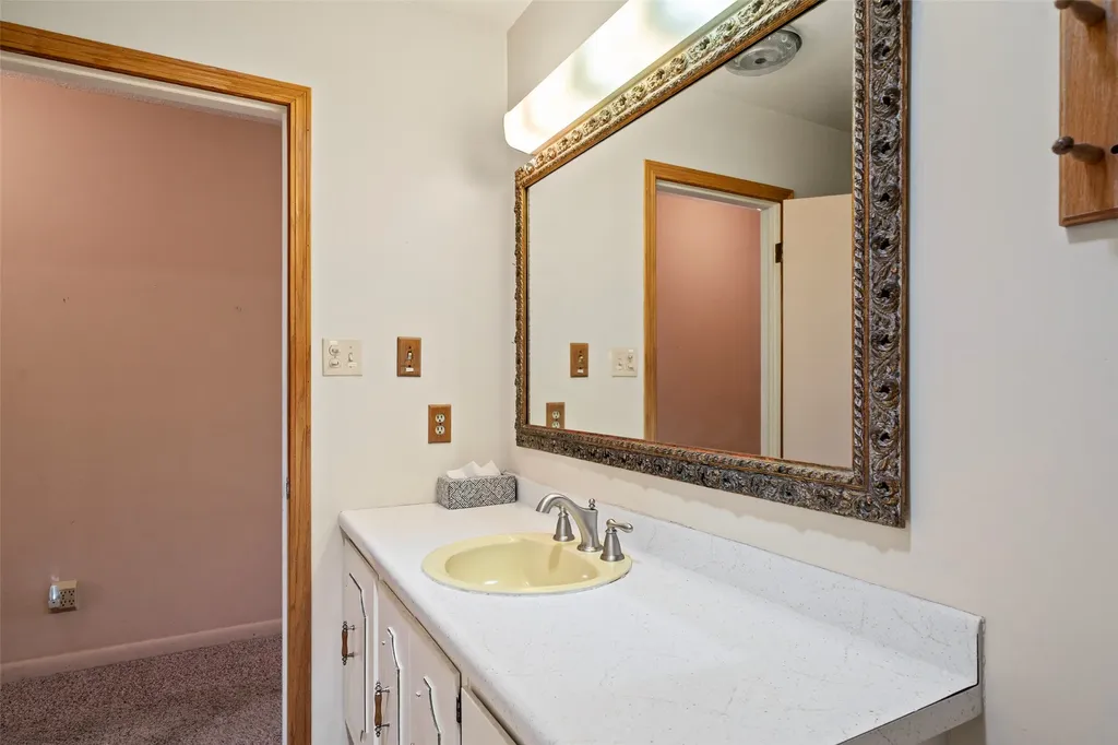 210 N Walnut Street Townsend MT 59644