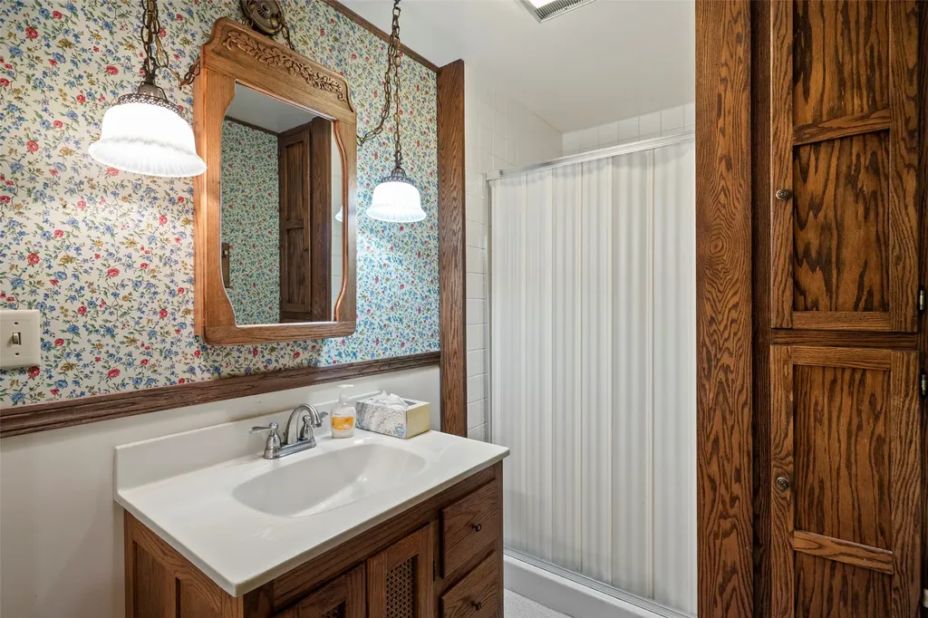 210 N Walnut Street Townsend MT 59644