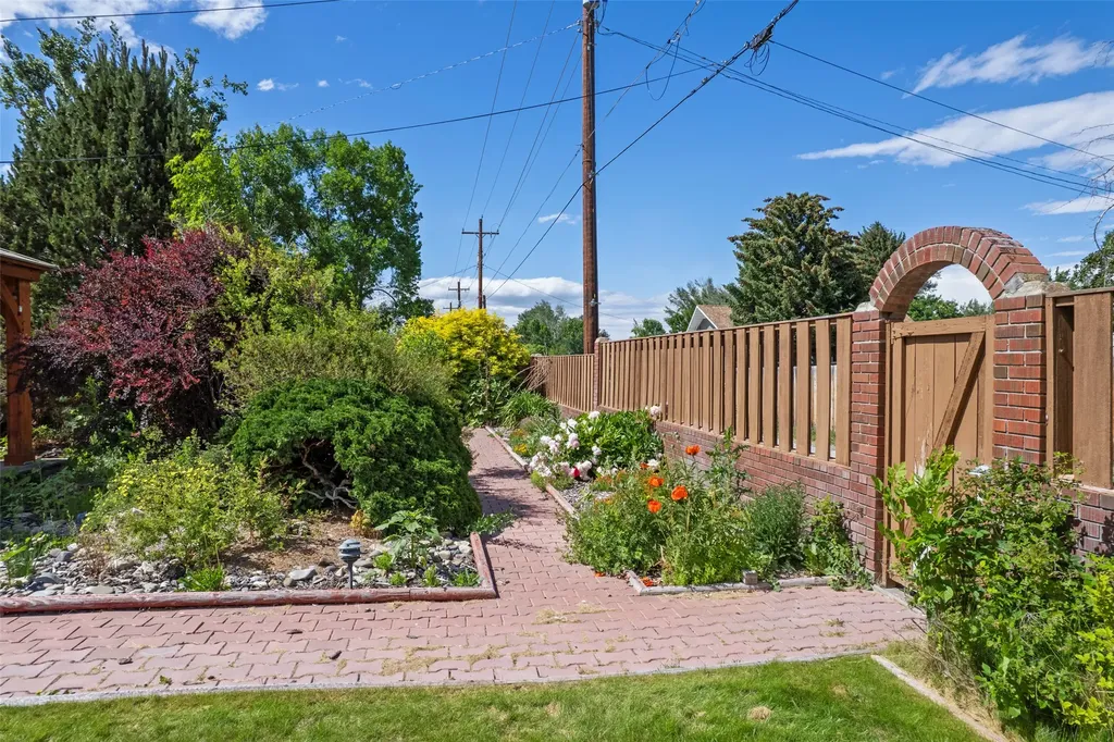 210 N Walnut Street Townsend MT 59644