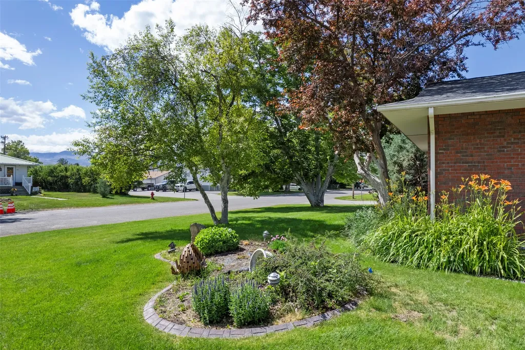 210 N Walnut Street Townsend MT 59644