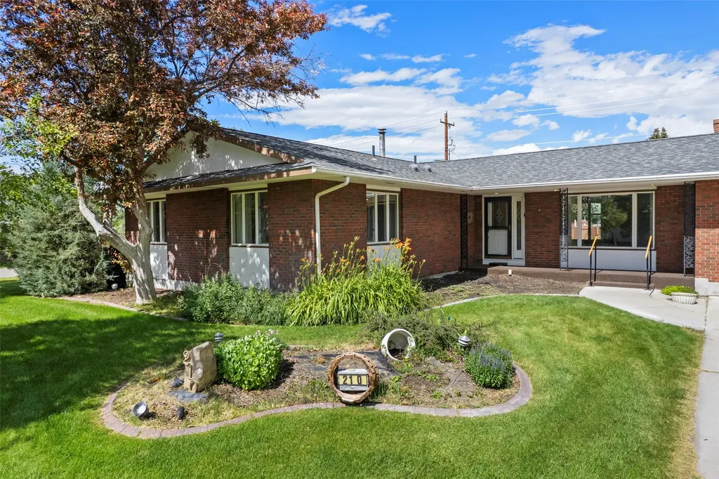 210 N Walnut Street Townsend MT 59644