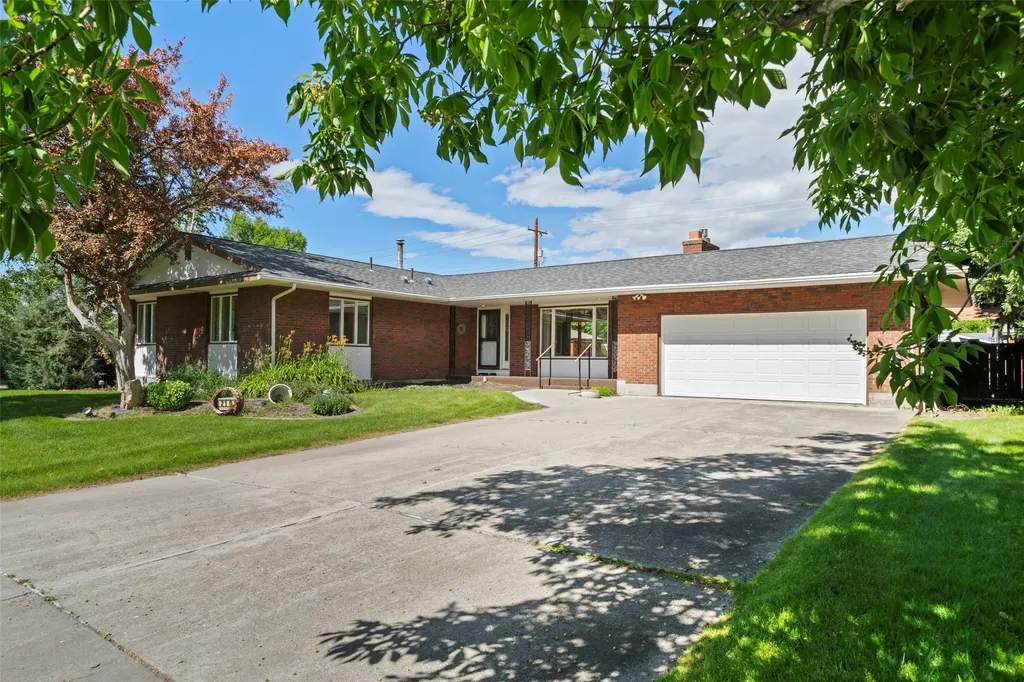 210 N Walnut Street Townsend MT 59644