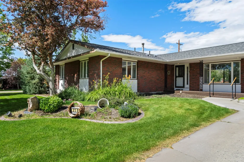 210 N Walnut Street Townsend MT 59644