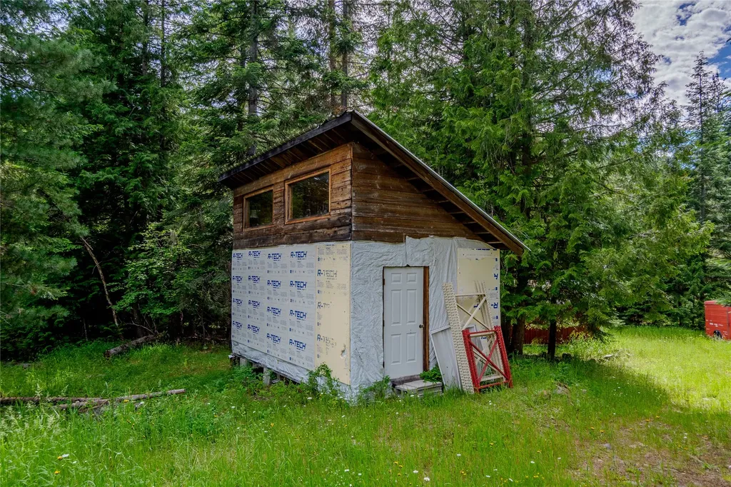 364 Cedars Drive Troy MT 59935