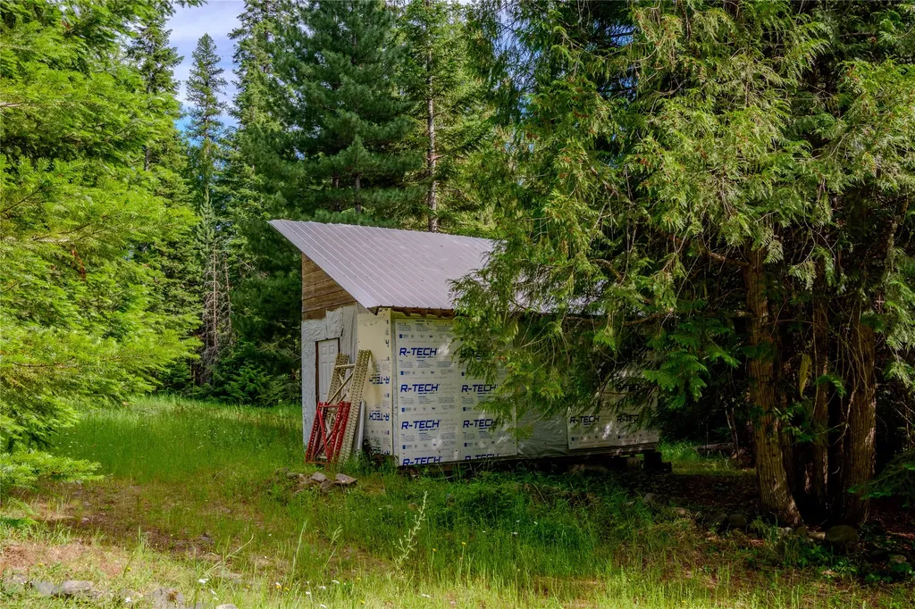 364 Cedars Drive Troy MT 59935