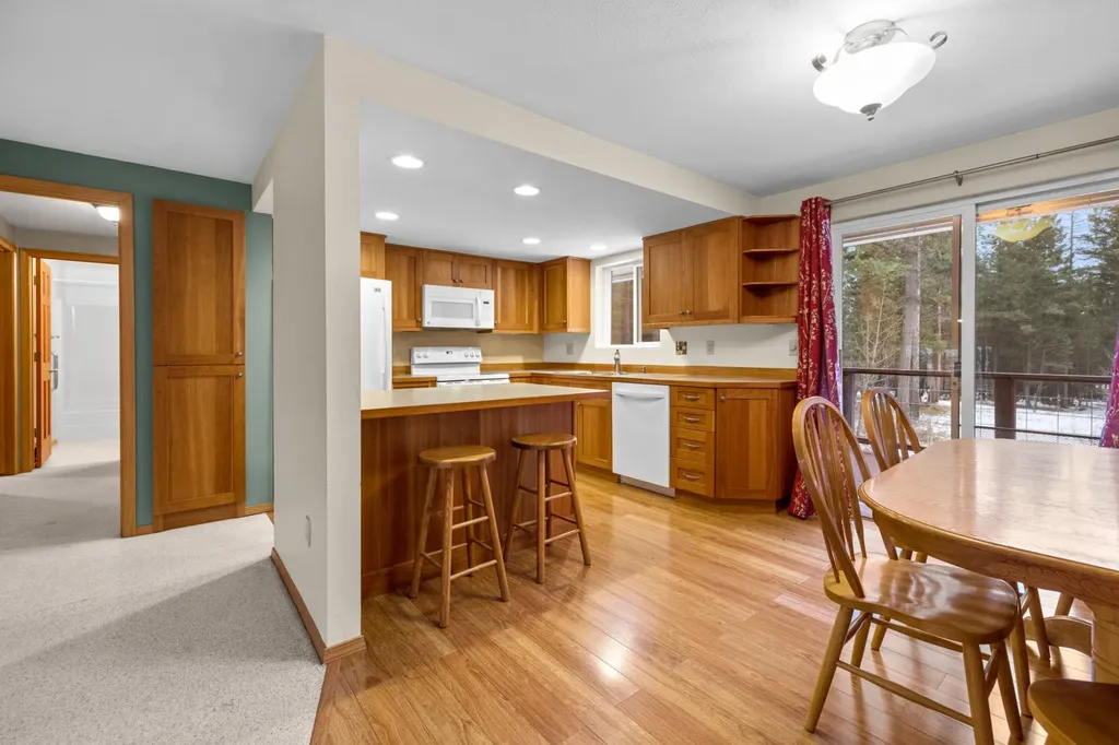 1341 N Prairie View Road Whitefish MT 59937