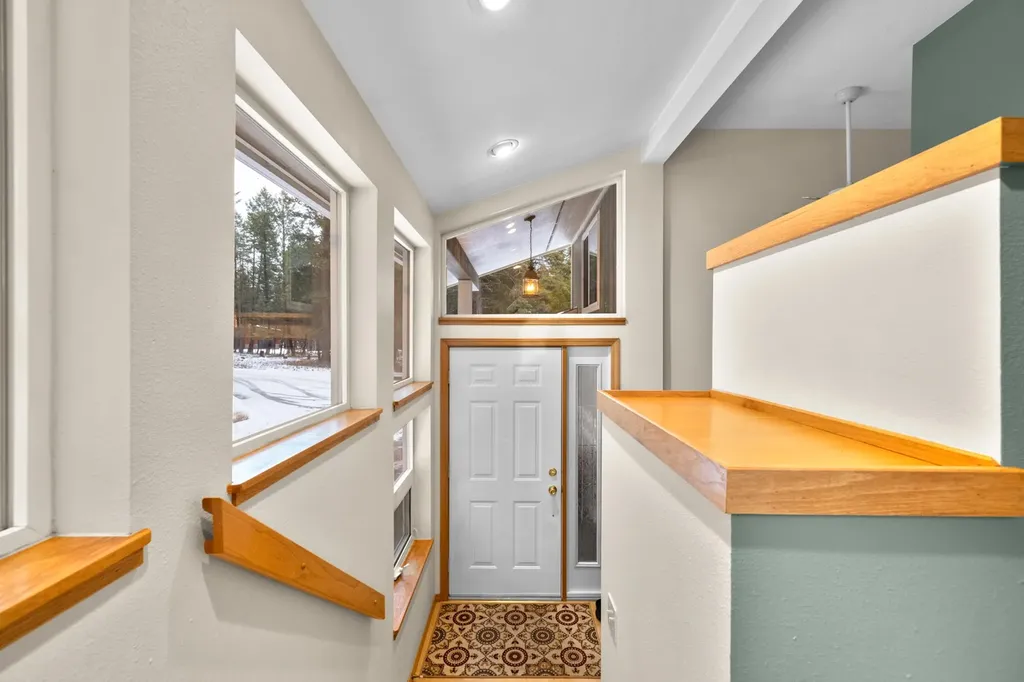 1341 N Prairie View Road Whitefish MT 59937