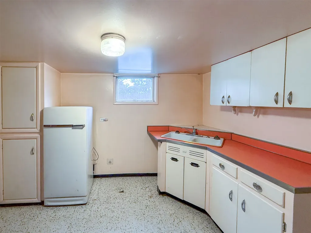 114 22nd Street Black Eagle MT 59414