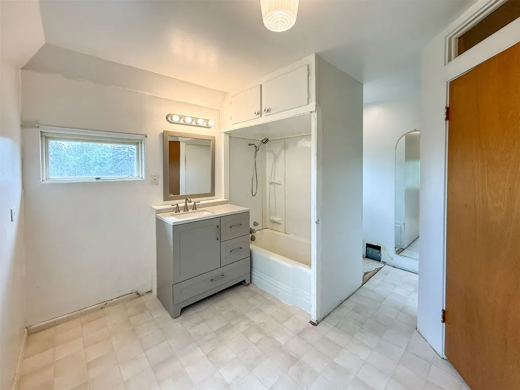 114 22nd Street Black Eagle MT 59414