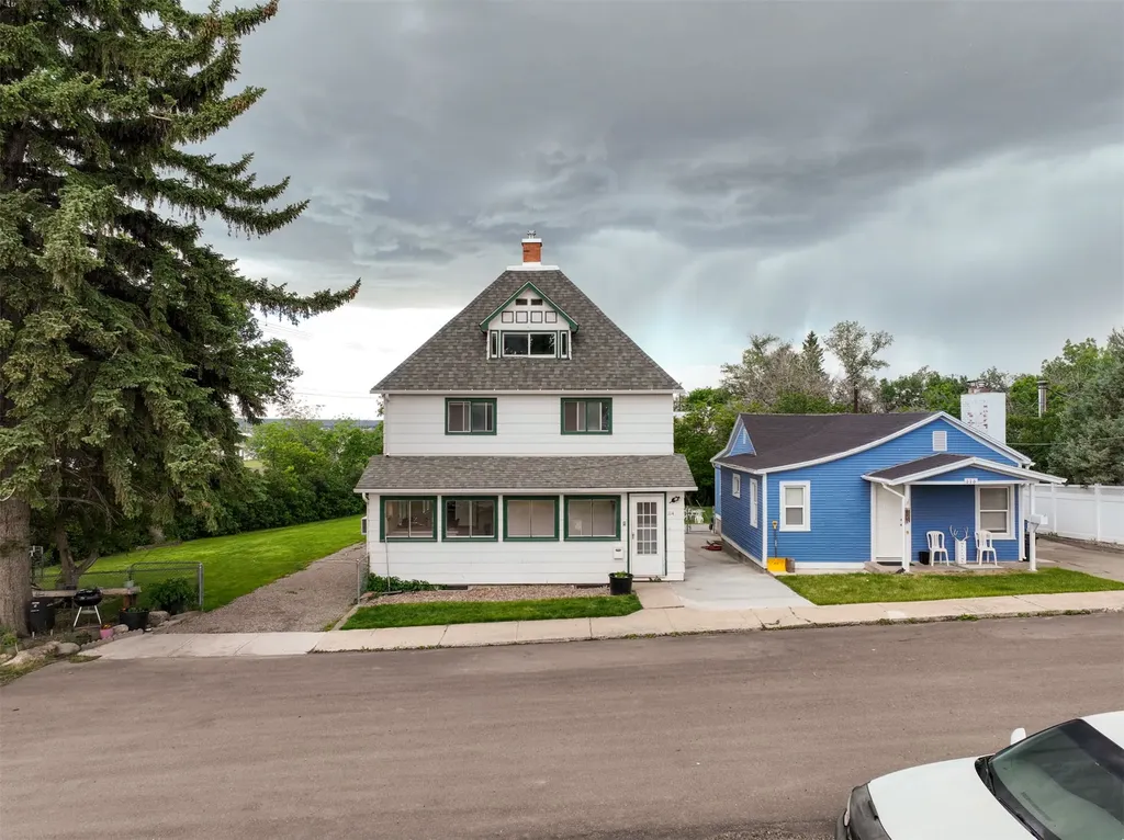 114 22nd Street Black Eagle MT 59414