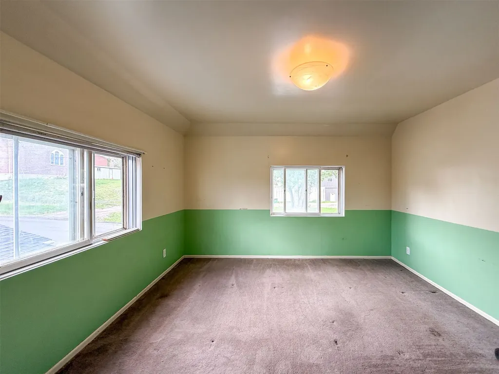 114 22nd Street Black Eagle MT 59414