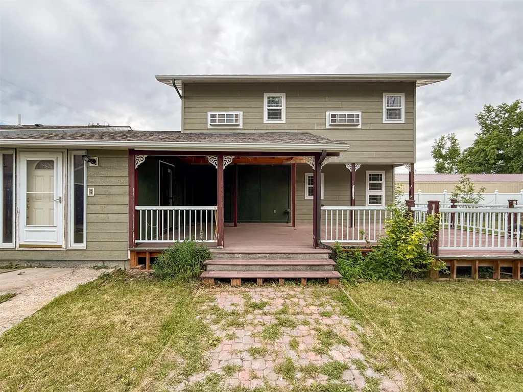 616 2nd Avenue S Fairfield MT 59436