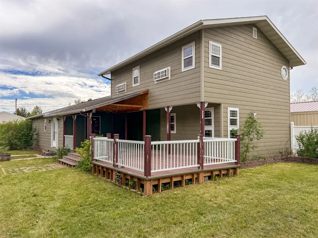 616 2nd Avenue S Fairfield MT 59436