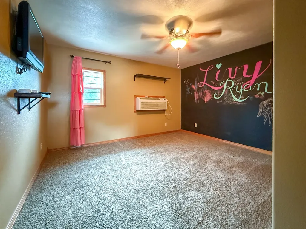 616 2nd Avenue S Fairfield MT 59436