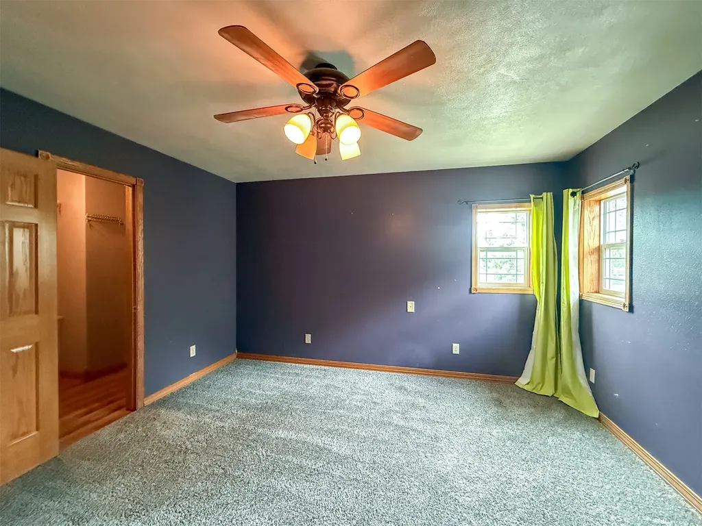 616 2nd Avenue S Fairfield MT 59436