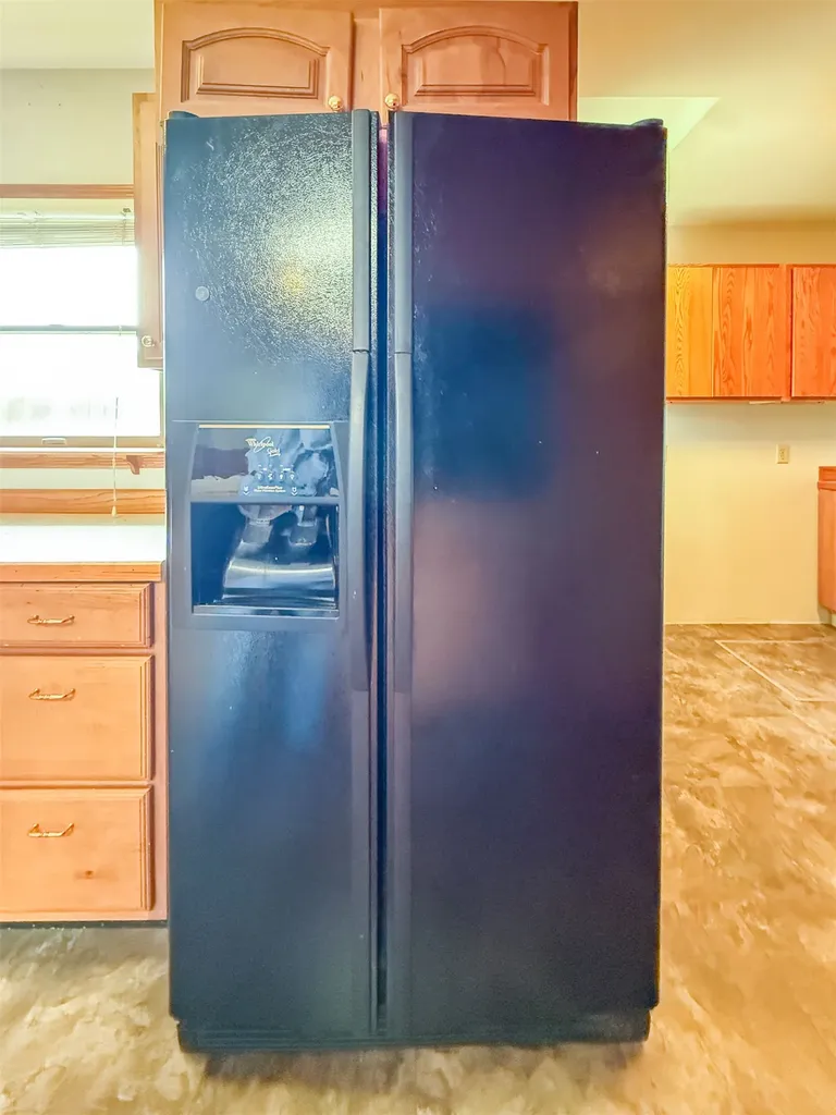 616 2nd Avenue S Fairfield MT 59436
