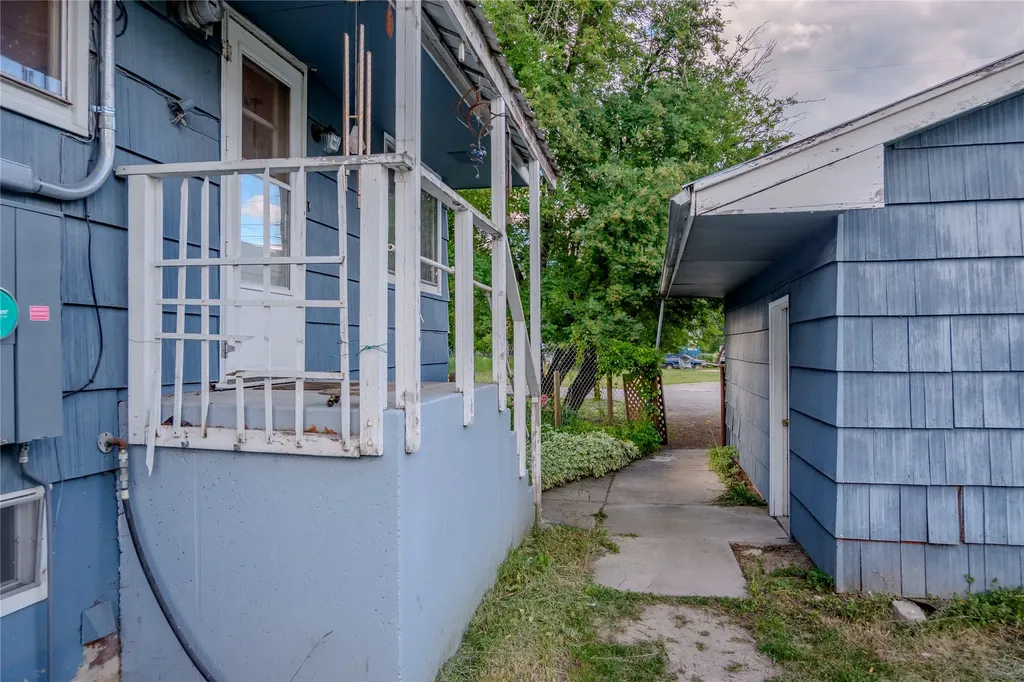 33 Avenue B Libby MT 59923