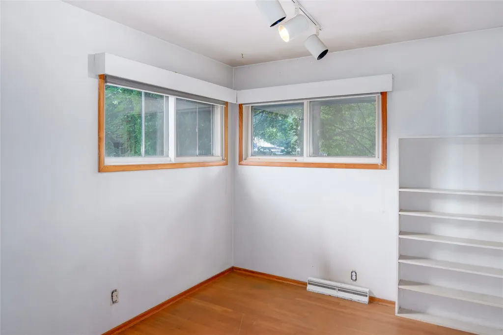 33 Avenue B Libby MT 59923