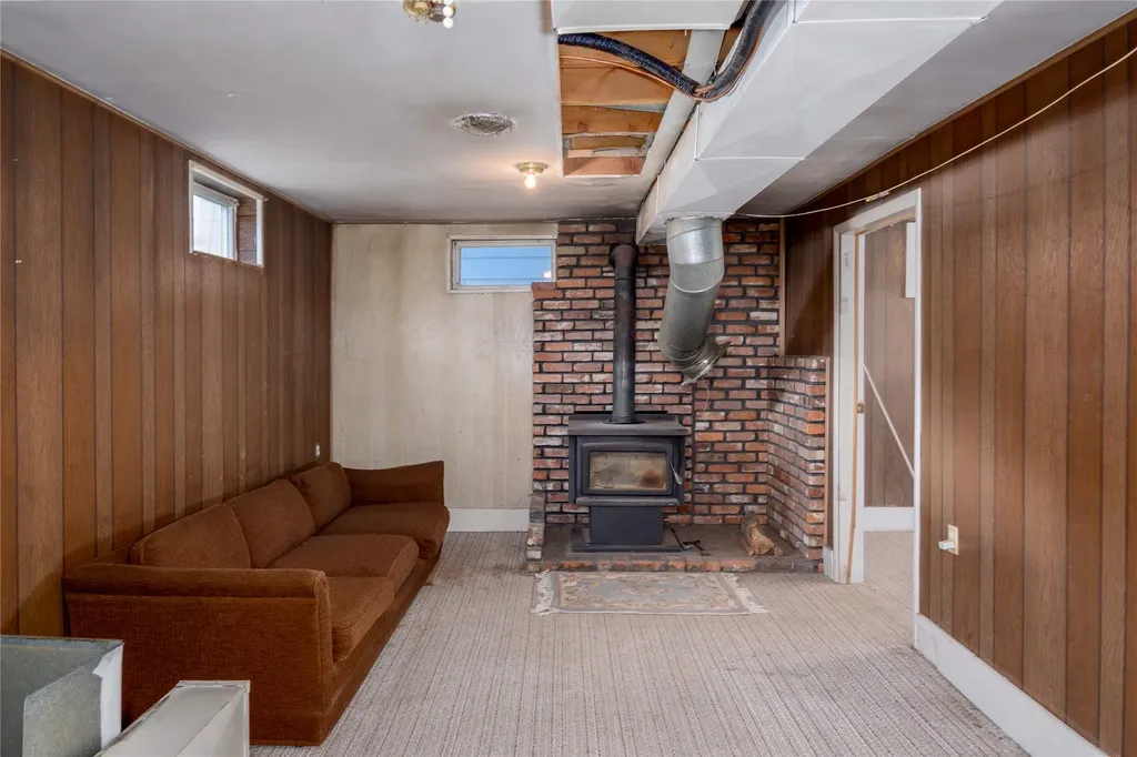 33 Avenue B Libby MT 59923