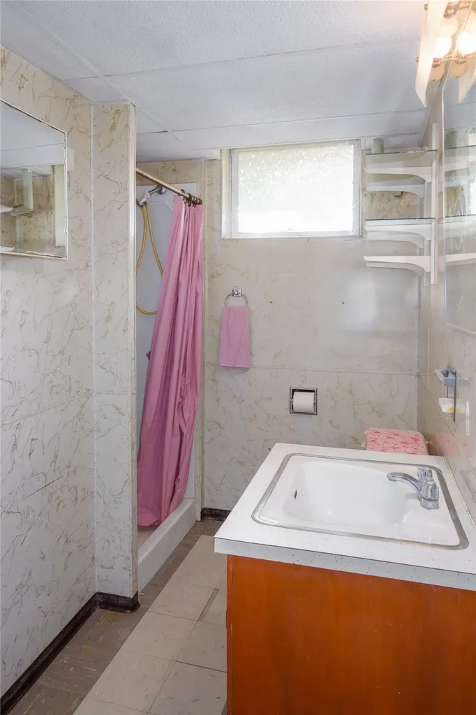33 Avenue B Libby MT 59923