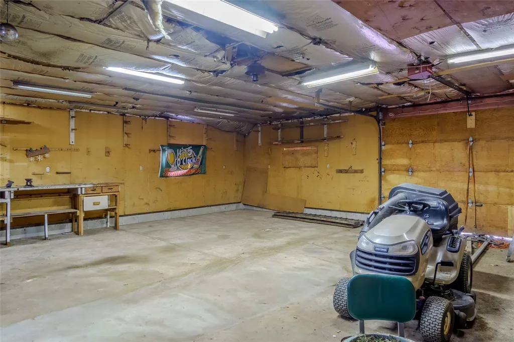 33 Avenue B Libby MT 59923