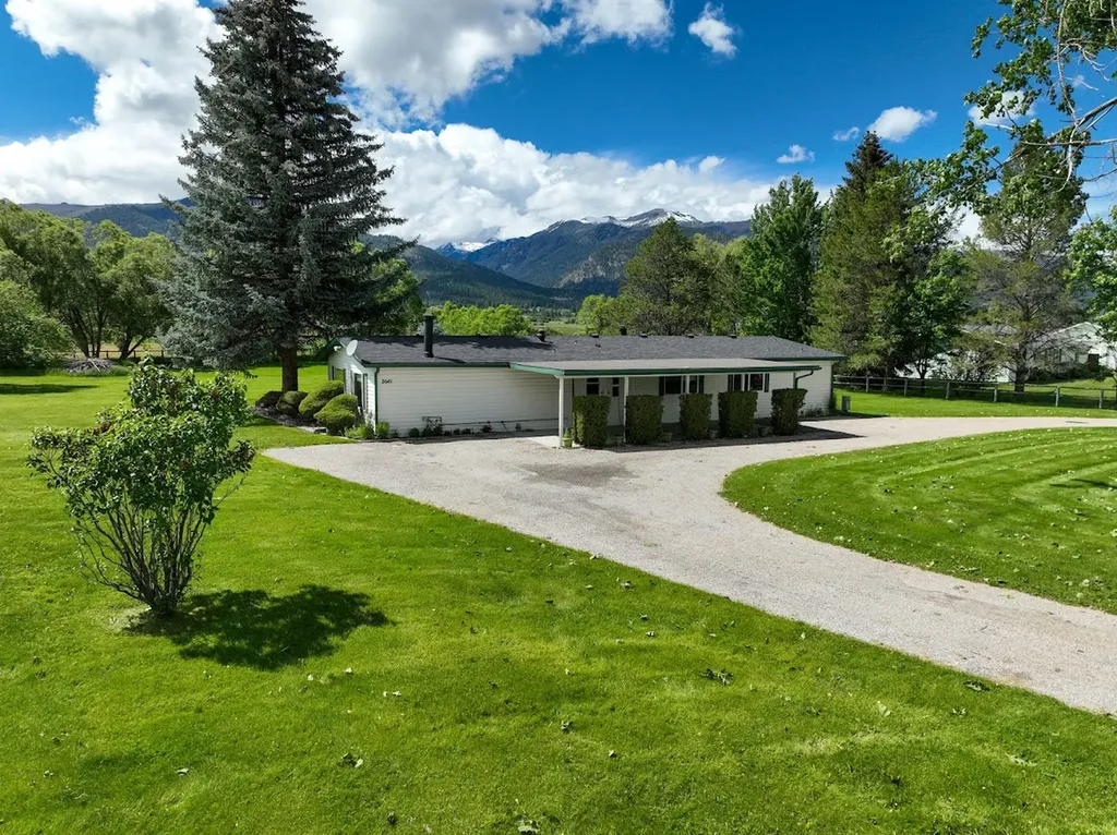 2641 Meridian Road Victor MT 59875