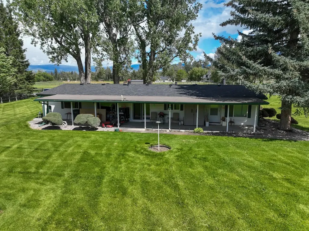 2641 Meridian Road Victor MT 59875