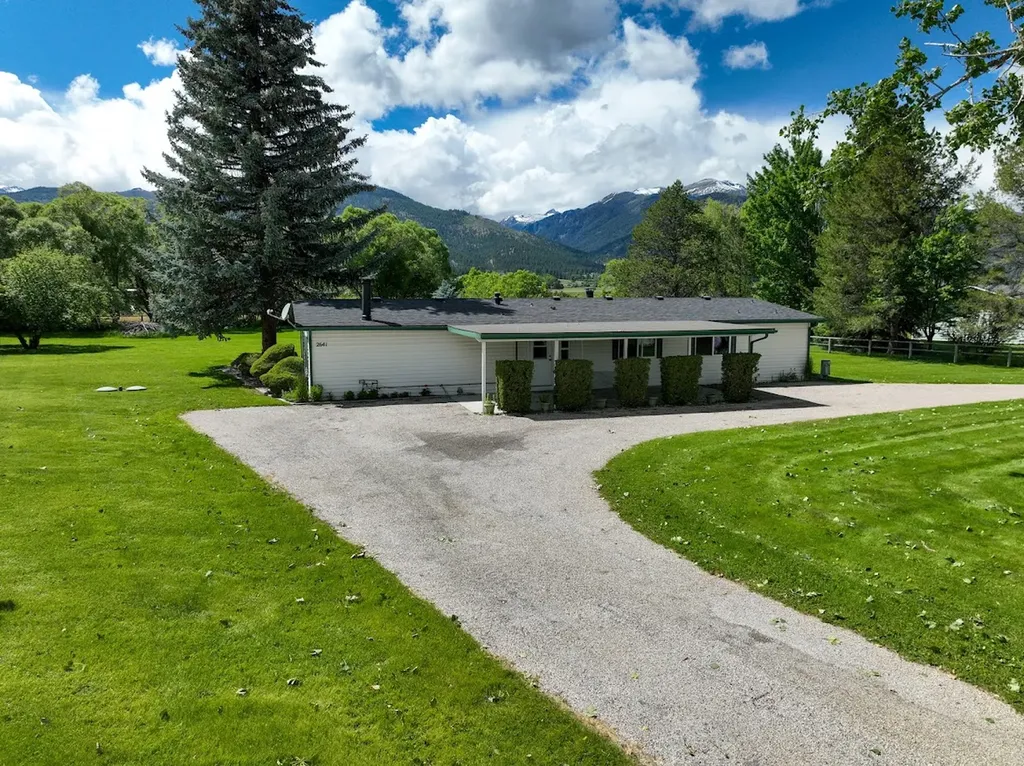 2641 Meridian Road Victor MT 59875