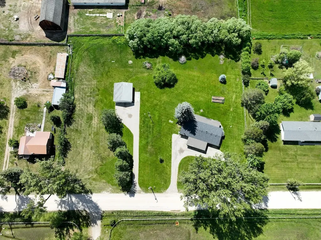 2641 Meridian Road Victor MT 59875