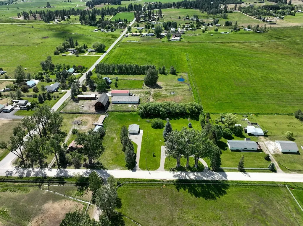 2641 Meridian Road Victor MT 59875