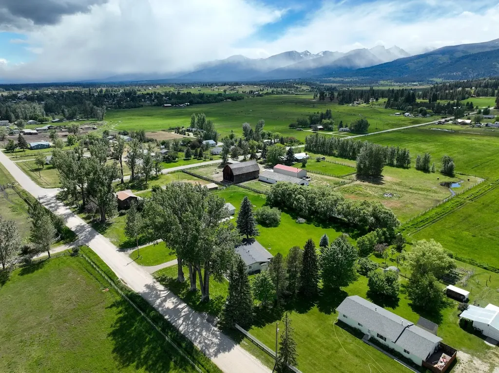 2641 Meridian Road Victor MT 59875